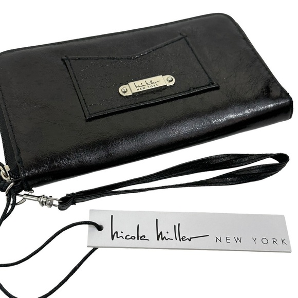 Nicole Miller New York Black Zip Around Wallet - Picture 2 of 7